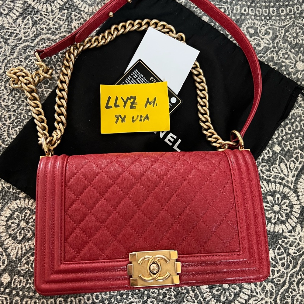 SOLD Chanel boy old medium size caviar ghw